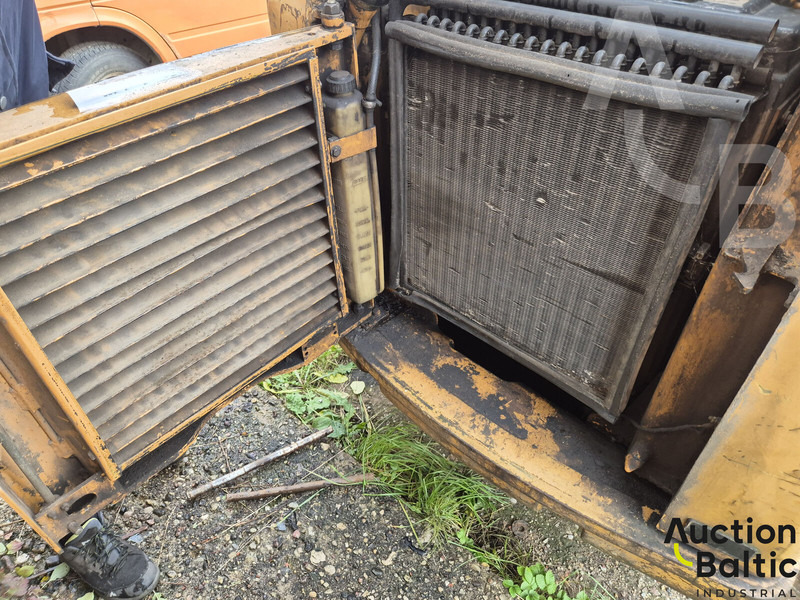 Zakup Case 90 XT Case 90 XT: slika Zakup Case 90 XT Case 90 XT Zakup Case 90 XT Case 90 XT: slika Zakup Case 90 XT Case 90 XT