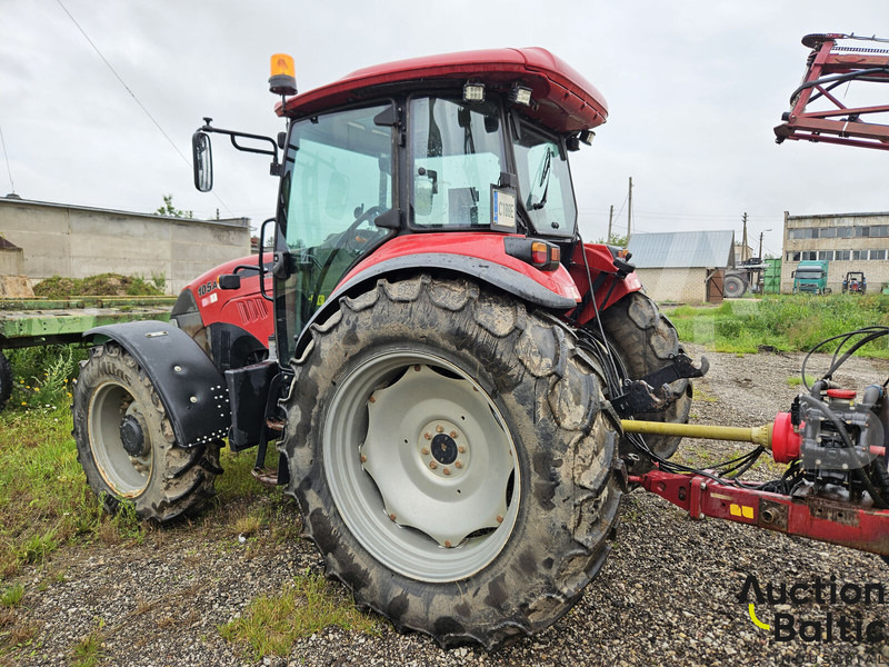 Case IH Farmall 105 A - Traktor: slika Case IH Farmall 105 A - Traktor Case IH Farmall 105 A - Traktor: slika Case IH Farmall 105 A - Traktor