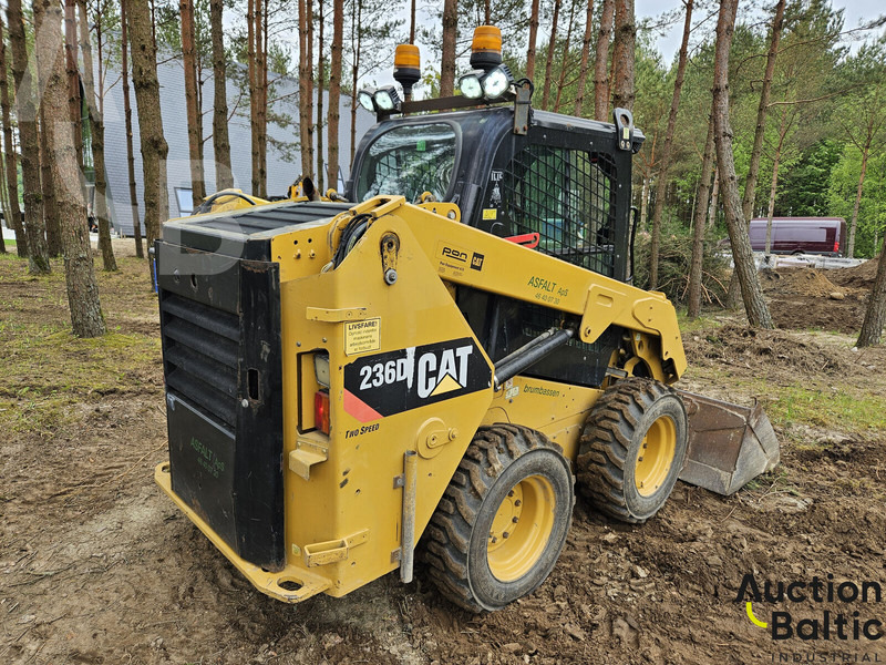 Caterpillar 236 D - Mini utovarivač: slika Caterpillar 236 D - Mini utovarivač Caterpillar 236 D - Mini utovarivač: slika Caterpillar 236 D - Mini utovarivač