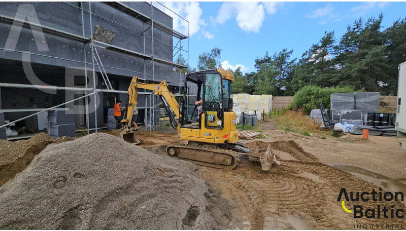 Caterpillar 303 CR - Mini bager: slika Caterpillar 303 CR - Mini bager Caterpillar 303 CR - Mini bager: slika Caterpillar 303 CR - Mini bager