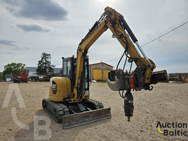 Caterpillar 305.5E2CR - Mini bager: slika Caterpillar 305.5E2CR - Mini bager Caterpillar 305.5E2CR - Mini bager: slika Caterpillar 305.5E2CR - Mini bager