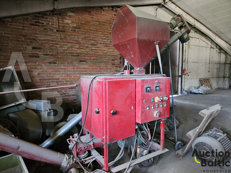 Ceres - Oprema za stoku: slika Ceres - Oprema za stoku Ceres - Oprema za stoku: slika Ceres - Oprema za stoku