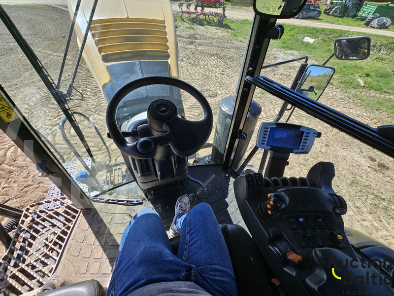 Traktor gusjeničar Challenger MT 755 E: slika Traktor gusjeničar Challenger MT 755 E Traktor gusjeničar Challenger MT 755 E: slika Traktor gusjeničar Challenger MT 755 E