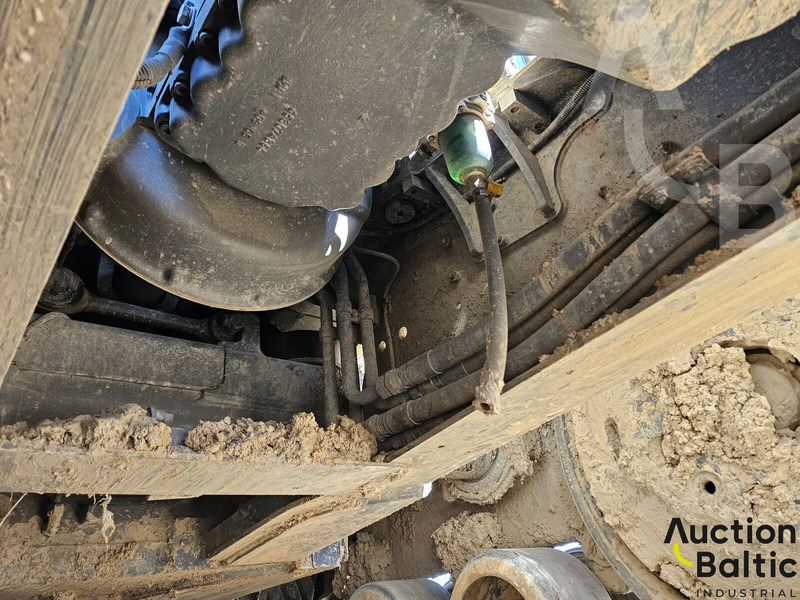 Traktor gusjeničar Challenger MT 755 E: slika Traktor gusjeničar Challenger MT 755 E Traktor gusjeničar Challenger MT 755 E: slika Traktor gusjeničar Challenger MT 755 E