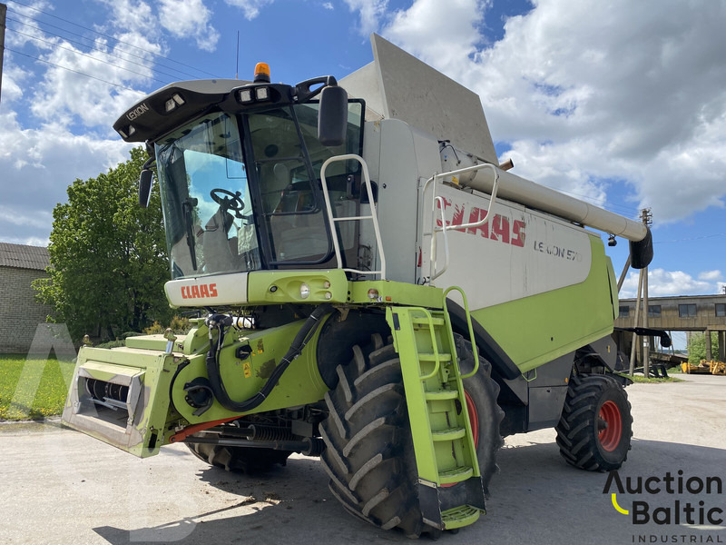 Claas Lexion 570 - Kombajn za žetvu: slika Claas Lexion 570 - Kombajn za žetvu Claas Lexion 570 - Kombajn za žetvu: slika Claas Lexion 570 - Kombajn za žetvu