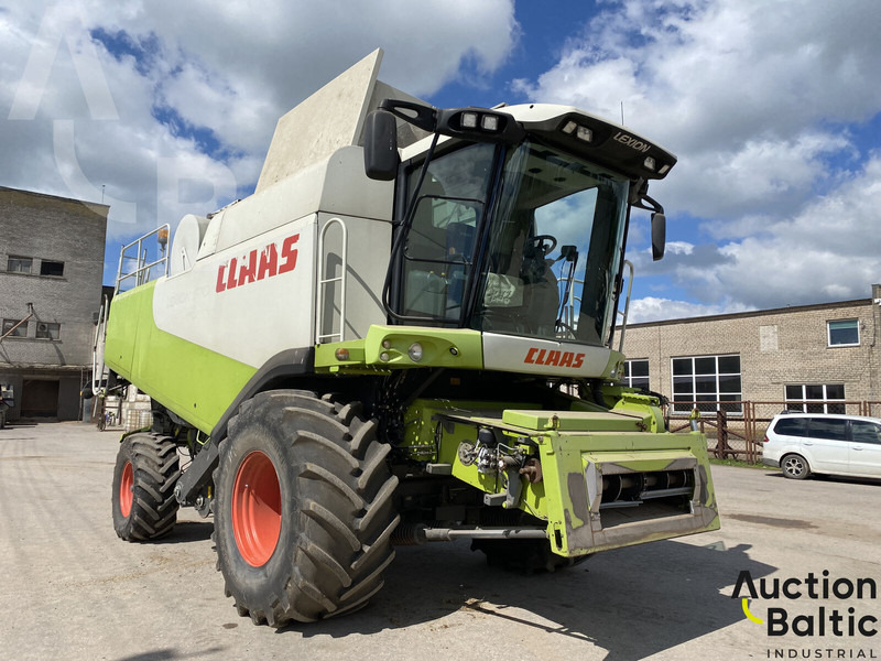 Claas Lexion 570 - Kombajn za žetvu: slika Claas Lexion 570 - Kombajn za žetvu Claas Lexion 570 - Kombajn za žetvu: slika Claas Lexion 570 - Kombajn za žetvu