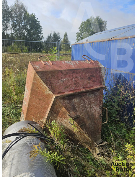 Concrete hopper - Korpa za Građevinski strojevi: slika Concrete hopper - Korpa za Građevinski strojevi Concrete hopper - Korpa za Građevinski strojevi: slika Concrete hopper - Korpa za Građevinski strojevi