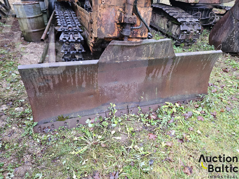 Buldožer DT 75: slika Buldožer DT 75
