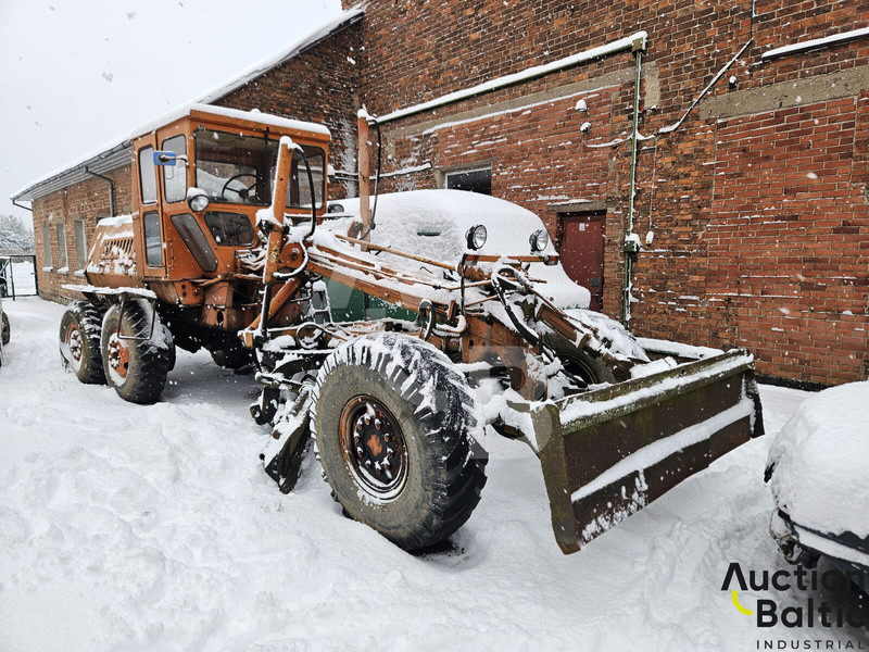 DZ 99 - Grejder: slika DZ 99 - Grejder DZ 99 - Grejder: slika DZ 99 - Grejder