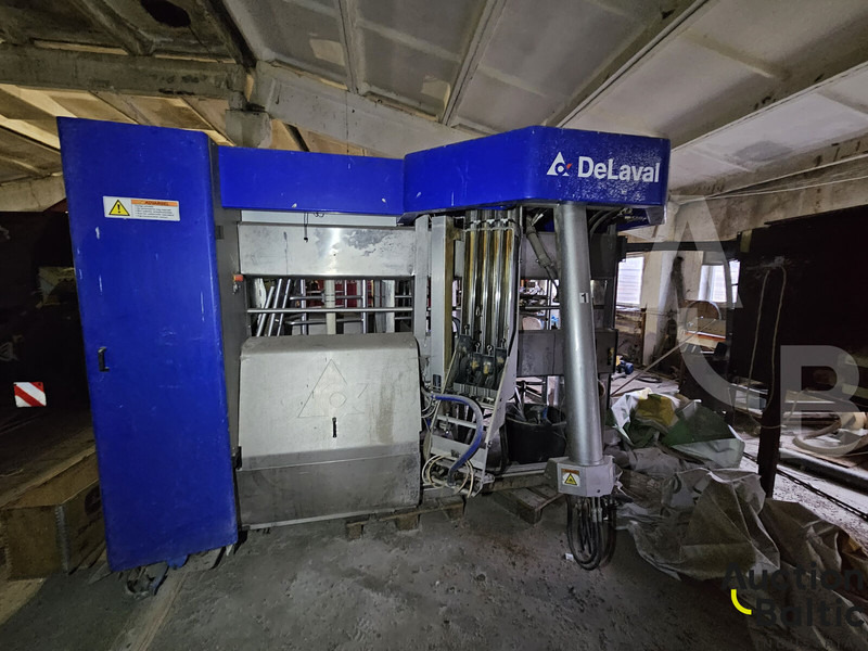 DeLaval milking equipment set - Oprema za stoku: slika DeLaval milking equipment set - Oprema za stoku DeLaval milking equipment set - Oprema za stoku: slika DeLaval milking equipment set - Oprema za stoku