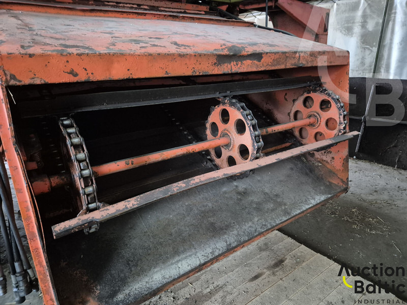 Kombajn za žetvu za prijevoz hrane Dronningborg D1900: slika Kombajn za žetvu za prijevoz hrane Dronningborg D1900 Kombajn za žetvu za prijevoz hrane Dronningborg D1900: slika Kombajn za žetvu za prijevoz hrane Dronningborg D1900