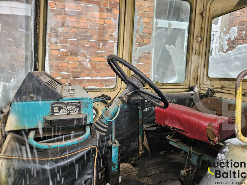 EO 2621B3 - Traktor: slika EO 2621B3 - Traktor EO 2621B3 - Traktor: slika EO 2621B3 - Traktor