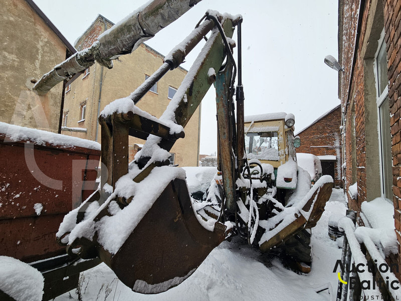 EO 2621B3 - Traktor: slika EO 2621B3 - Traktor EO 2621B3 - Traktor: slika EO 2621B3 - Traktor