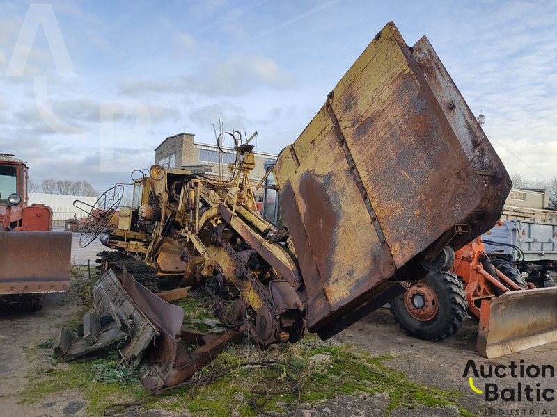 ETC 202B - Trenčer: slika ETC 202B - Trenčer ETC 202B - Trenčer: slika ETC 202B - Trenčer