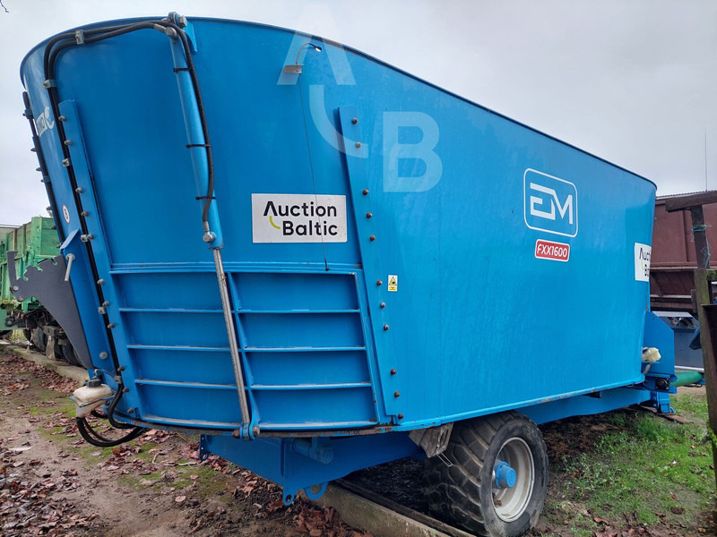 EUROMILK FXX 1600 - Oprema za stoku: slika EUROMILK FXX 1600 - Oprema za stoku EUROMILK FXX 1600 - Oprema za stoku: slika EUROMILK FXX 1600 - Oprema za stoku