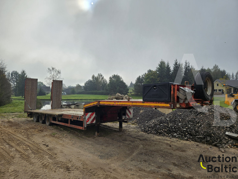 Faymonville STN-30 - Poluprikolica s ceradom: slika Faymonville STN-30 - Poluprikolica s ceradom Faymonville STN-30 - Poluprikolica s ceradom: slika Faymonville STN-30 - Poluprikolica s ceradom