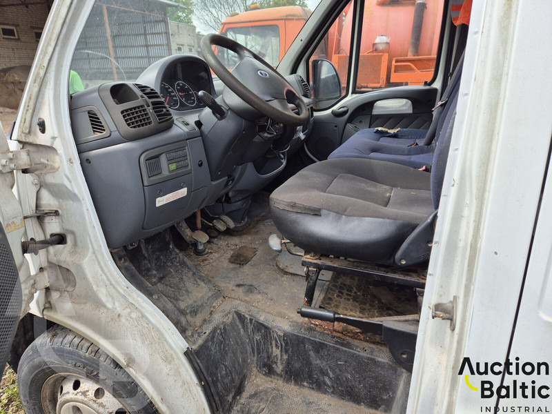 Fiat Ducato - Dostavno vozilo s ceradom: slika Fiat Ducato - Dostavno vozilo s ceradom Fiat Ducato - Dostavno vozilo s ceradom: slika Fiat Ducato - Dostavno vozilo s ceradom