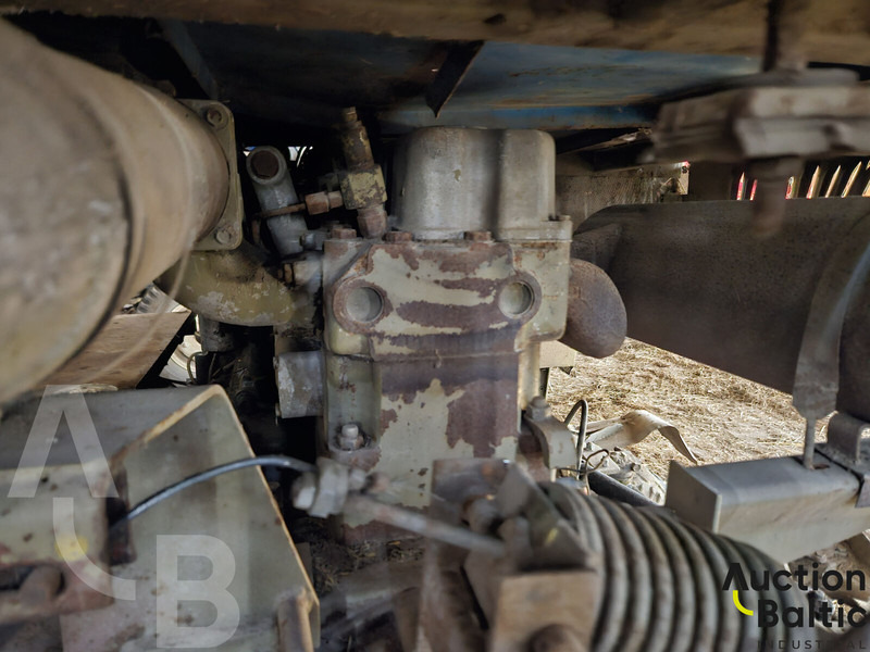 Fortschritt E281C - Silažni kombajn: slika Fortschritt E281C - Silažni kombajn Fortschritt E281C - Silažni kombajn: slika Fortschritt E281C - Silažni kombajn