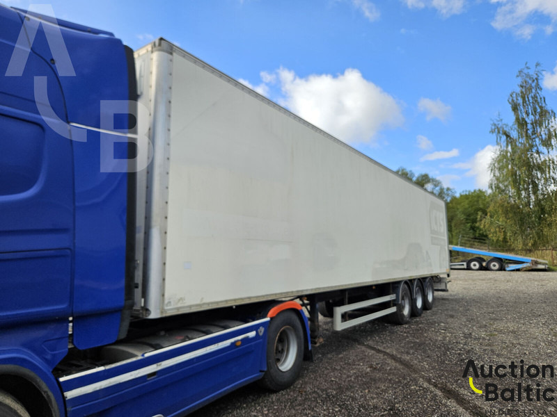 Fruehauf T39 - Poluprikolica s ceradom: slika Fruehauf T39 - Poluprikolica s ceradom Fruehauf T39 - Poluprikolica s ceradom: slika Fruehauf T39 - Poluprikolica s ceradom