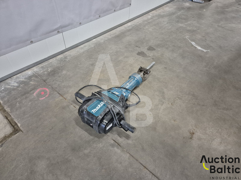 Makita HM1812 - Građevinski strojevi: slika Makita HM1812 - Građevinski strojevi Makita HM1812 - Građevinski strojevi: slika Makita HM1812 - Građevinski strojevi