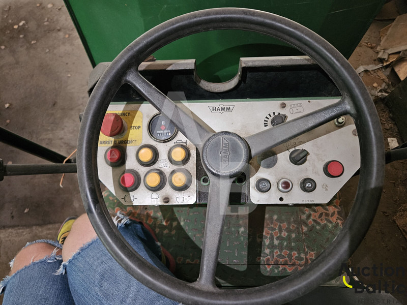 Hamm HD 12 K - Valjak: slika Hamm HD 12 K - Valjak Hamm HD 12 K - Valjak: slika Hamm HD 12 K - Valjak