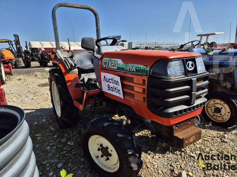 Hitachi CTX20 - Traktor: slika Hitachi CTX20 - Traktor Hitachi CTX20 - Traktor: slika Hitachi CTX20 - Traktor
