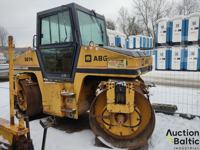 Ingersoll Rand DD74 - Valjak: slika Ingersoll Rand DD74 - Valjak Ingersoll Rand DD74 - Valjak: slika Ingersoll Rand DD74 - Valjak