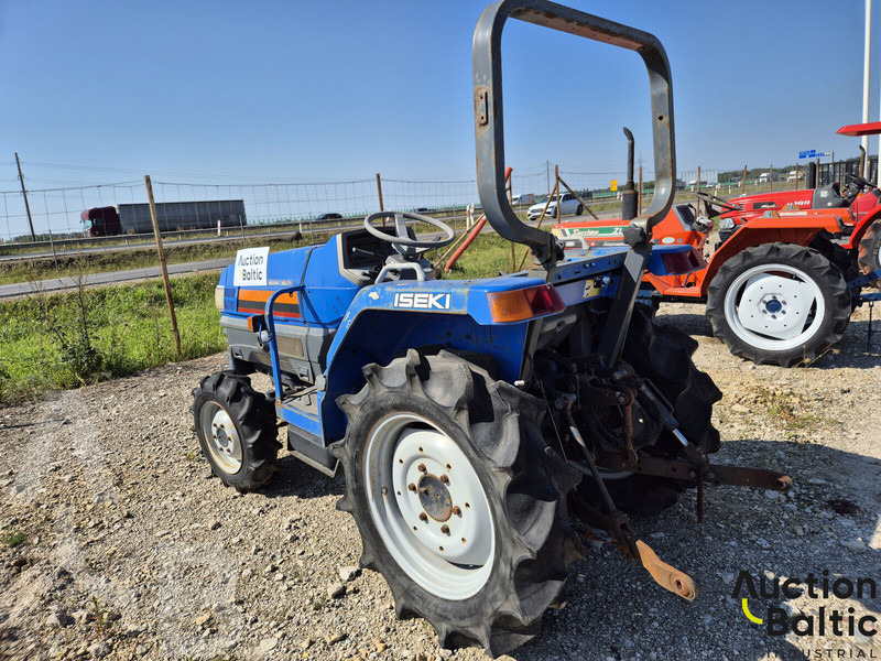 Iseki GEAS21 - Traktor: slika Iseki GEAS21 - Traktor Iseki GEAS21 - Traktor: slika Iseki GEAS21 - Traktor