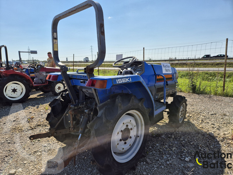Iseki GEAS21 - Traktor: slika Iseki GEAS21 - Traktor Iseki GEAS21 - Traktor: slika Iseki GEAS21 - Traktor
