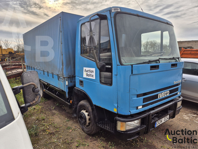 Iveco 65E10 - Kamion s ceradom: slika Iveco 65E10 - Kamion s ceradom Iveco 65E10 - Kamion s ceradom: slika Iveco 65E10 - Kamion s ceradom