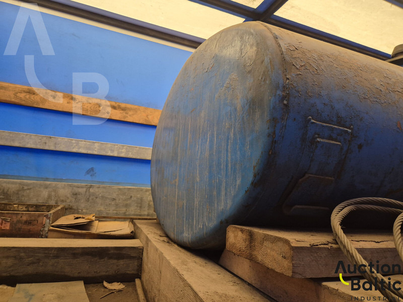 Iveco 65E10 - Kamion s ceradom: slika Iveco 65E10 - Kamion s ceradom Iveco 65E10 - Kamion s ceradom: slika Iveco 65E10 - Kamion s ceradom