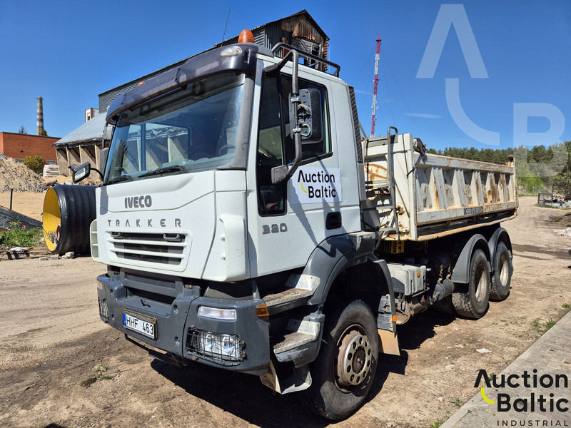 Iveco AD 260T - Kiper: slika Iveco AD 260T - Kiper Iveco AD 260T - Kiper: slika Iveco AD 260T - Kiper