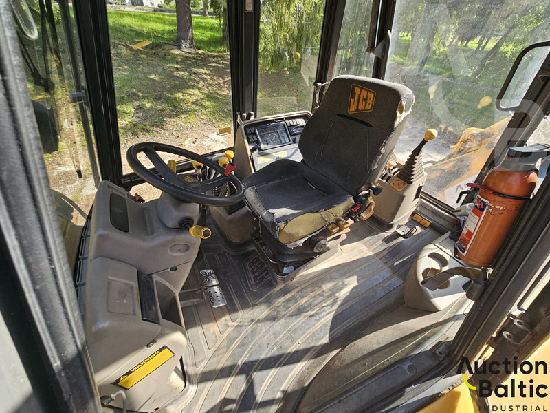 JCB 3 CX - Rovokopač-utovarivač: slika JCB 3 CX - Rovokopač-utovarivač JCB 3 CX - Rovokopač-utovarivač: slika JCB 3 CX - Rovokopač-utovarivač