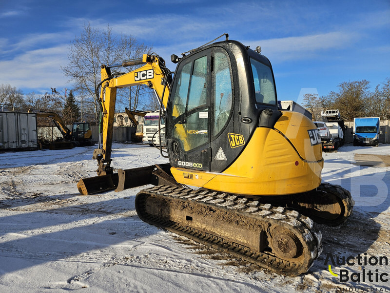 JCB 8085 - Mini bager: slika JCB 8085 - Mini bager JCB 8085 - Mini bager: slika JCB 8085 - Mini bager