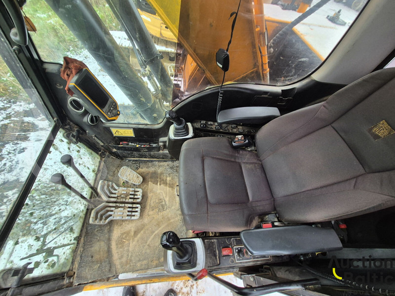 JCB JS 200 LC T4 - Bager gusjeničar: slika JCB JS 200 LC T4 - Bager gusjeničar JCB JS 200 LC T4 - Bager gusjeničar: slika JCB JS 200 LC T4 - Bager gusjeničar