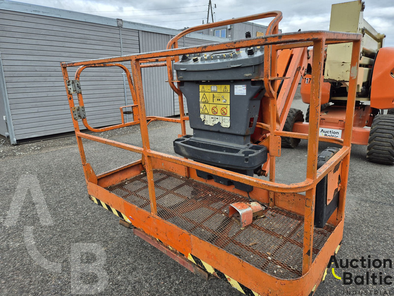 JLG 450 AJ II - Zglobni krak: slika JLG 450 AJ II - Zglobni krak JLG 450 AJ II - Zglobni krak: slika JLG 450 AJ II - Zglobni krak