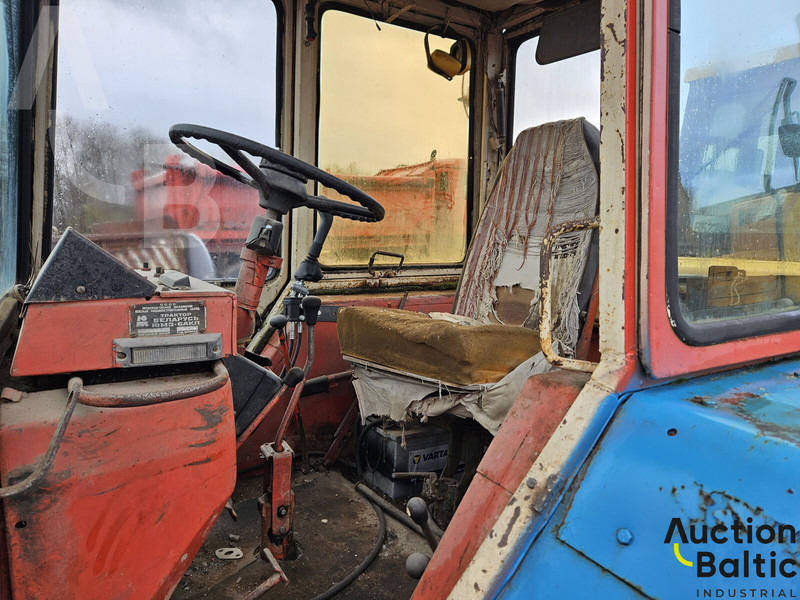 JUMZ EO-2621 - Traktor: slika JUMZ EO-2621 - Traktor JUMZ EO-2621 - Traktor: slika JUMZ EO-2621 - Traktor