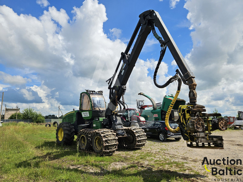 John Deere 1170 E - Kombajn: slika John Deere 1170 E - Kombajn John Deere 1170 E - Kombajn: slika John Deere 1170 E - Kombajn