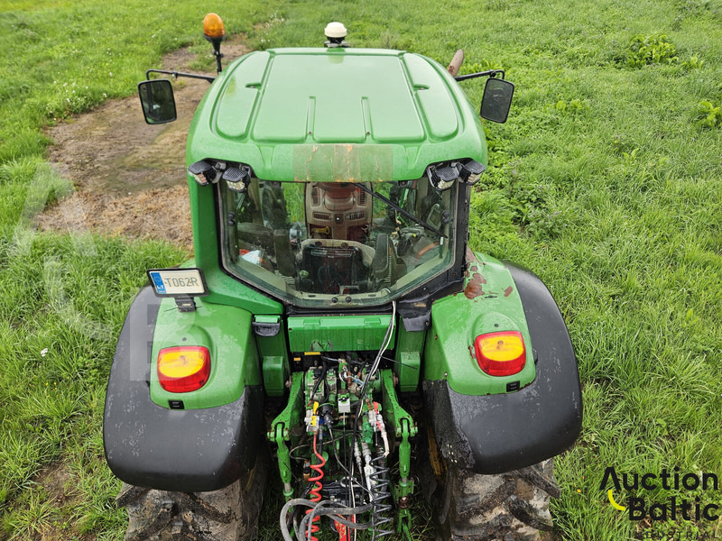 Zakup John Deere 6930 Premium John Deere 6930 Premium: slika Zakup John Deere 6930 Premium John Deere 6930 Premium