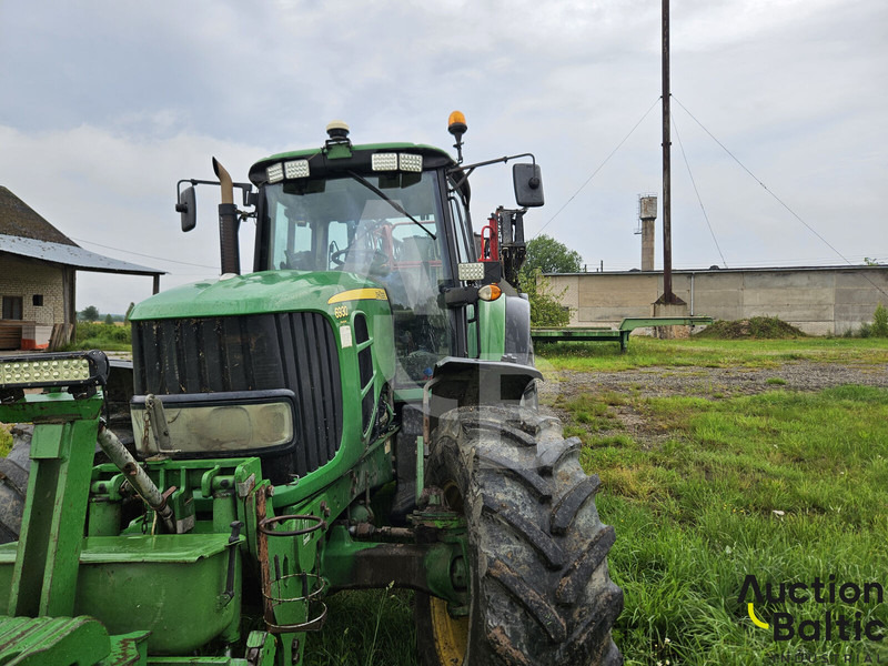 John Deere 6930 Premium - Traktor: slika John Deere 6930 Premium - Traktor John Deere 6930 Premium - Traktor: slika John Deere 6930 Premium - Traktor