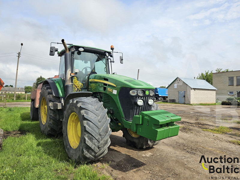 John Deere 7830 - Traktor: slika John Deere 7830 - Traktor John Deere 7830 - Traktor: slika John Deere 7830 - Traktor
