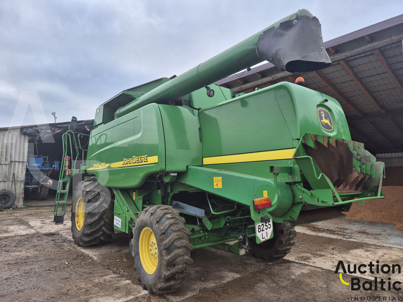 John Deere 9540 - Kombajn za žetvu: slika John Deere 9540 - Kombajn za žetvu John Deere 9540 - Kombajn za žetvu: slika John Deere 9540 - Kombajn za žetvu