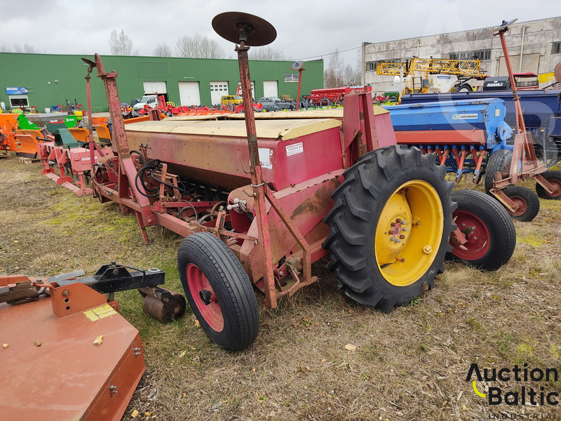 Juko  - Oprema za sijanje: slika Juko  - Oprema za sijanje Juko  - Oprema za sijanje: slika Juko  - Oprema za sijanje