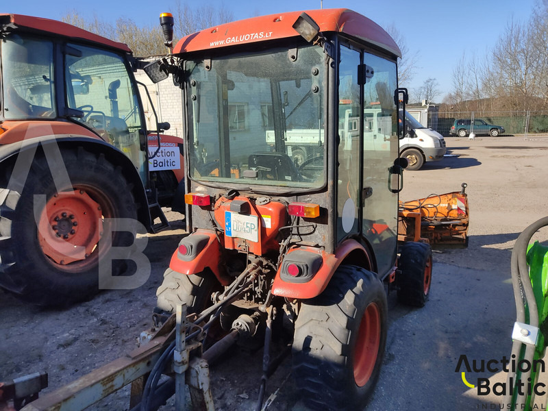 KIOTI CK 2810 - Traktor: slika KIOTI CK 2810 - Traktor KIOTI CK 2810 - Traktor: slika KIOTI CK 2810 - Traktor