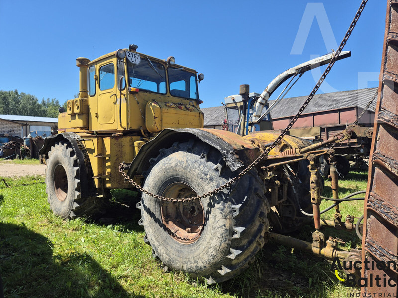 KIROVETS K 701 - Traktor: slika KIROVETS K 701 - Traktor KIROVETS K 701 - Traktor: slika KIROVETS K 701 - Traktor