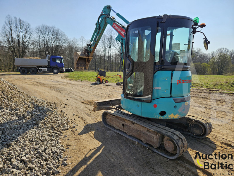 Kobelco SK28SR-6 - Mini bager: slika Kobelco SK28SR-6 - Mini bager Kobelco SK28SR-6 - Mini bager: slika Kobelco SK28SR-6 - Mini bager