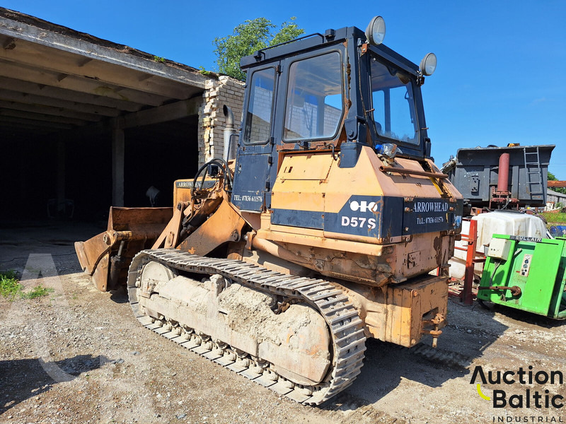 Komatsu D57S-1 - Utovarivač gusjeničar: slika Komatsu D57S-1 - Utovarivač gusjeničar Komatsu D57S-1 - Utovarivač gusjeničar: slika Komatsu D57S-1 - Utovarivač gusjeničar