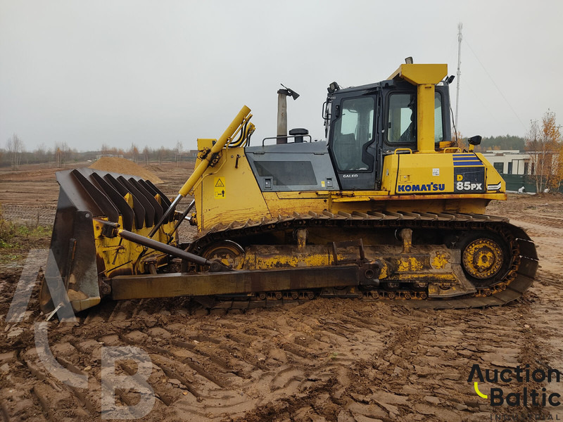Komatsu D85PX-15 - Buldožer: slika Komatsu D85PX-15 - Buldožer Komatsu D85PX-15 - Buldožer: slika Komatsu D85PX-15 - Buldožer