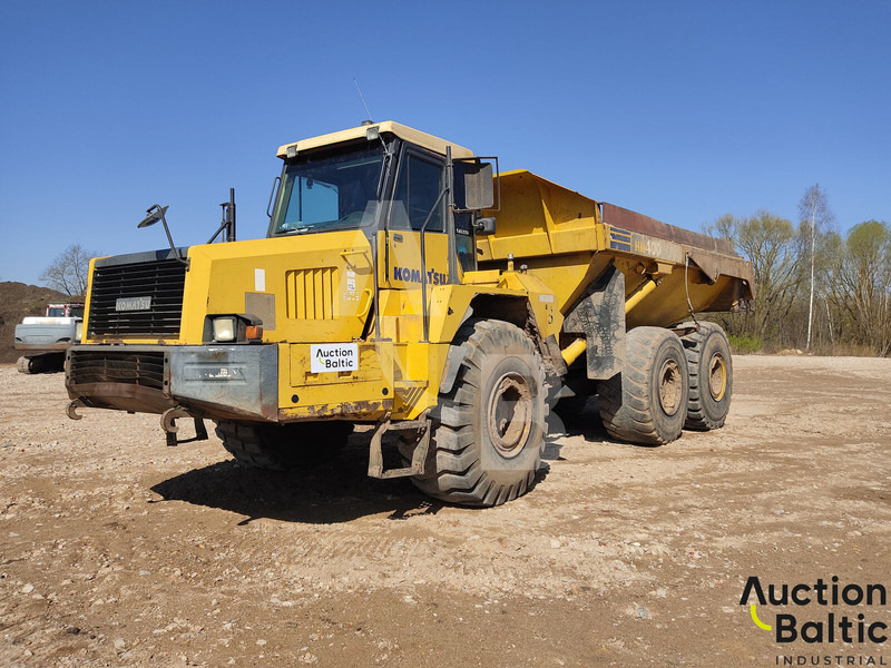 Komatsu HM400 - Zglobni istovarivač: slika Komatsu HM400 - Zglobni istovarivač Komatsu HM400 - Zglobni istovarivač: slika Komatsu HM400 - Zglobni istovarivač