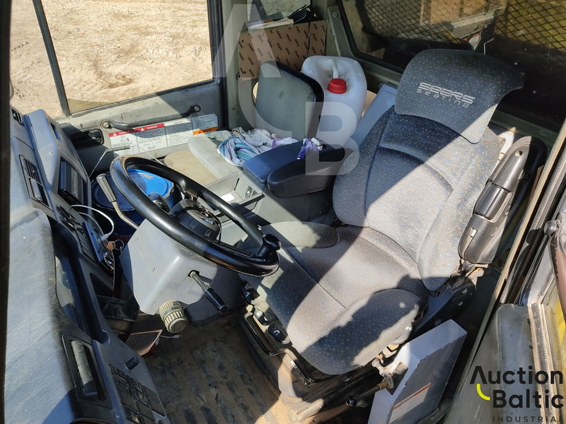 Komatsu HM400 - Zglobni istovarivač: slika Komatsu HM400 - Zglobni istovarivač Komatsu HM400 - Zglobni istovarivač: slika Komatsu HM400 - Zglobni istovarivač